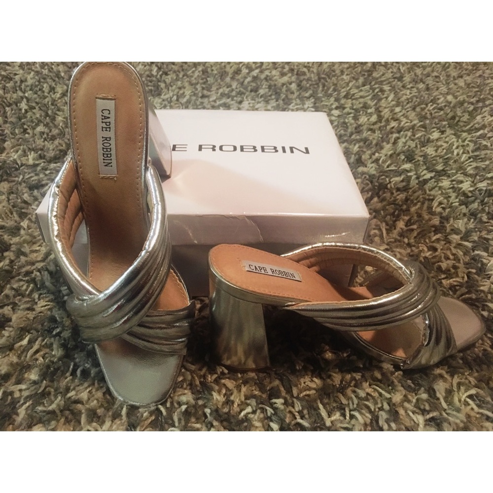 Cape Robbin Metallic Mules